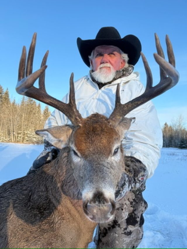 cropped-2025-whitetail-triphy-CHA-bobby.jpeg